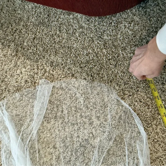 Ivory Bridal Veil Hair Comb - Picture 6 of 6